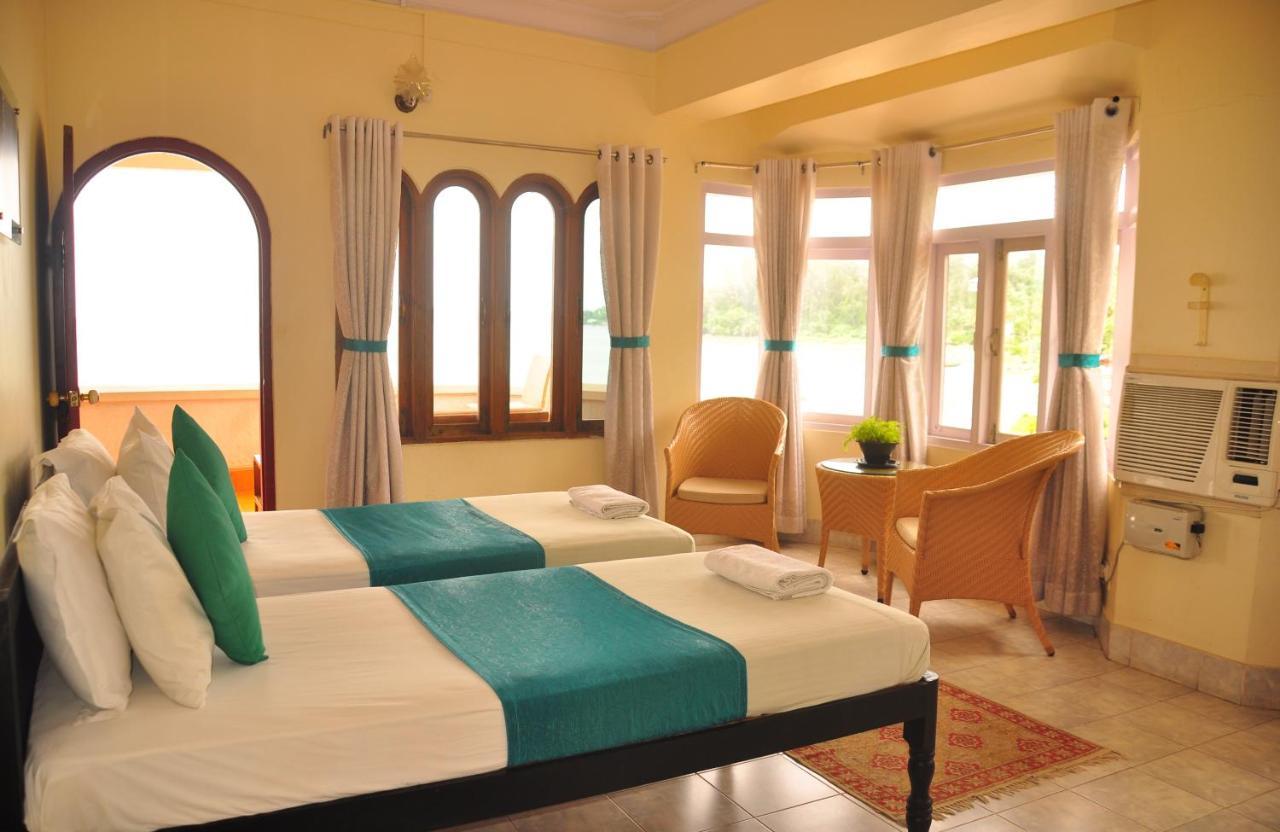 Kokari Guesthouse Hope Town Bagian luar foto
